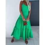 Roheline pikk kleit lõhikuga